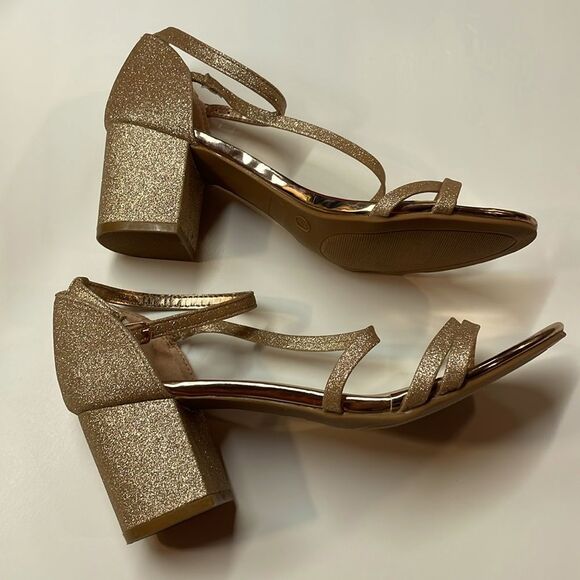 Journee Women’s Bella Gold Glitter Block Heel Dress Sandal Sz 7.5 - Picture 3 of 8